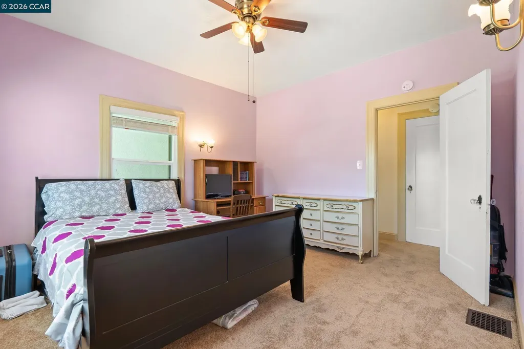 272 10th Street Pittsburg CA 94565