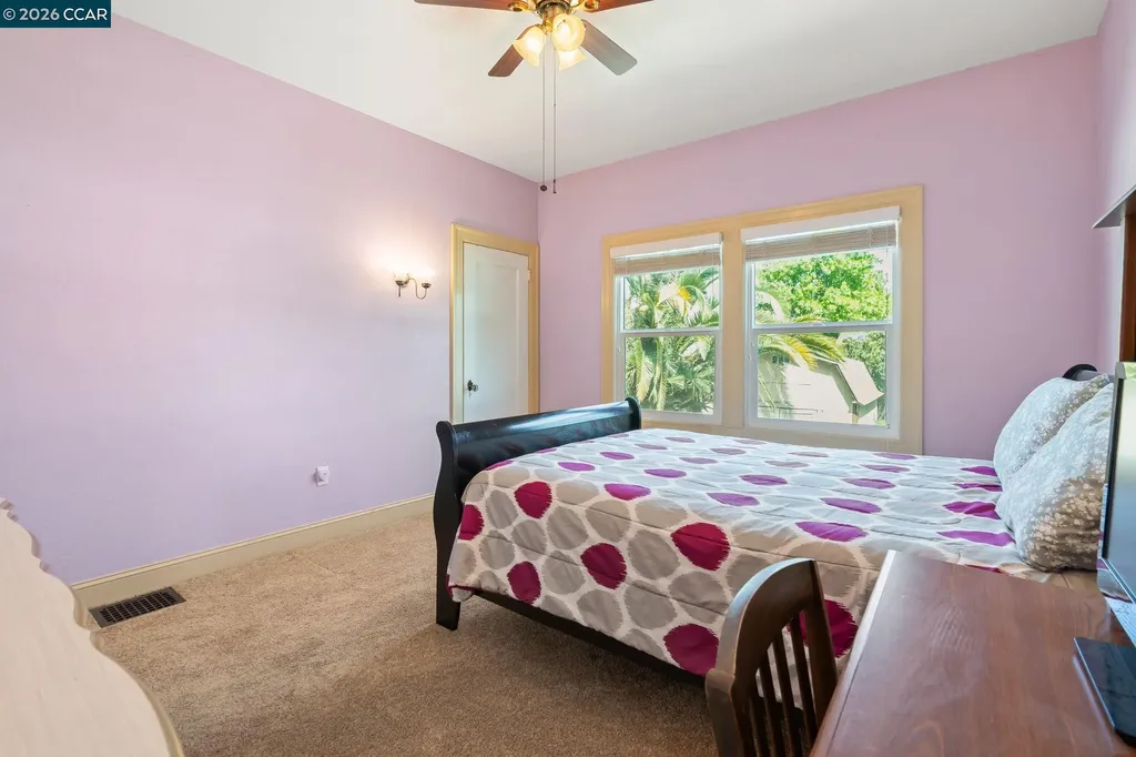 272 10th Street Pittsburg CA 94565