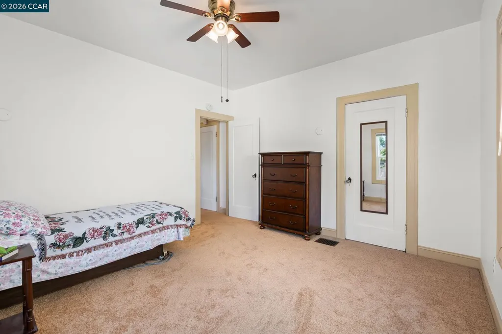 272 10th Street Pittsburg CA 94565