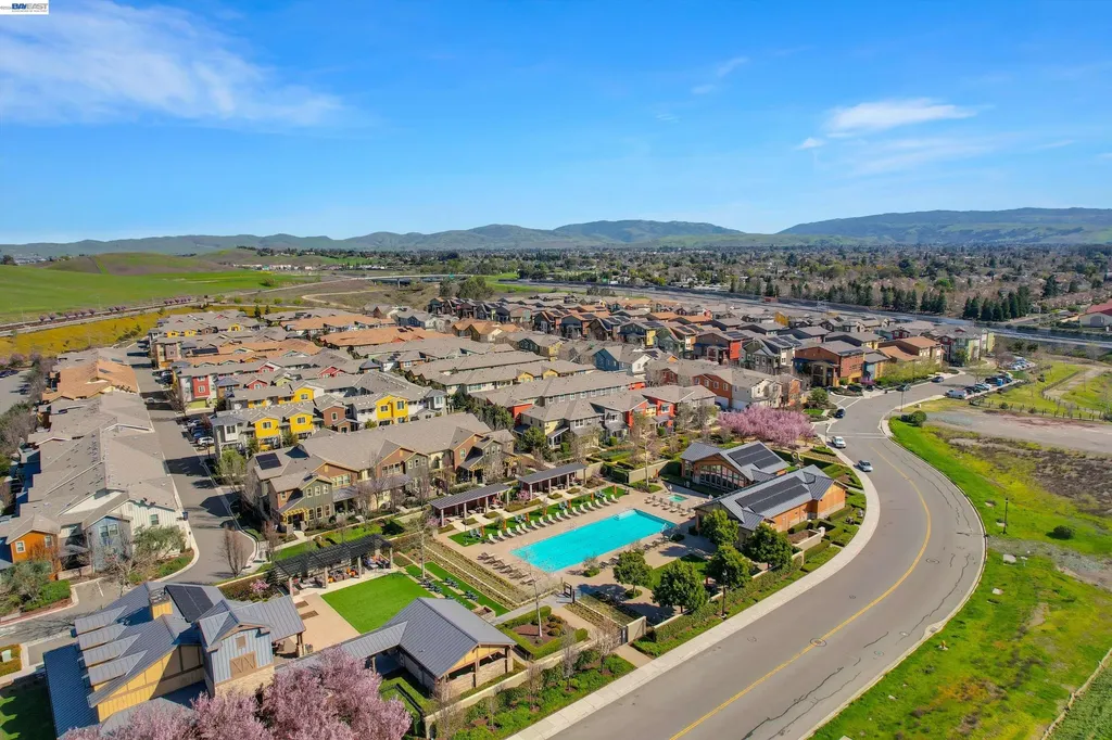 375 Basswood Common Livermore CA 94551