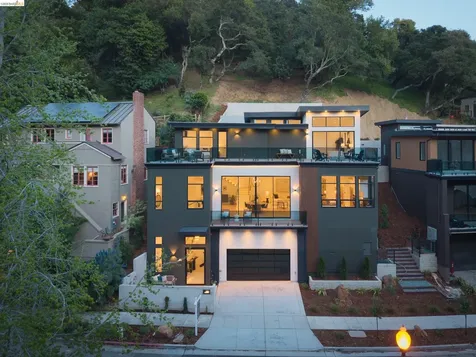1675 Trestle Glen Road Oakland CA 94610