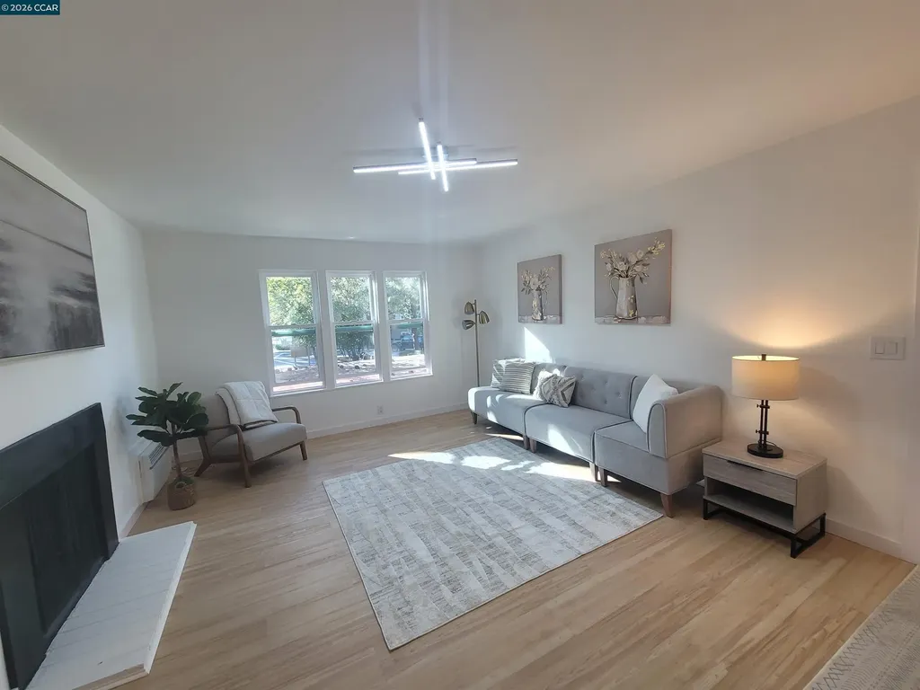 375 Camelback Road Pleasant Hill CA 94523