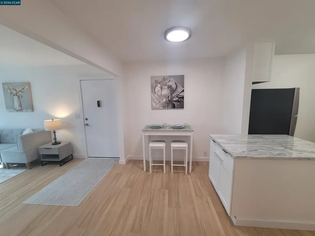 375 Camelback Road Pleasant Hill CA 94523