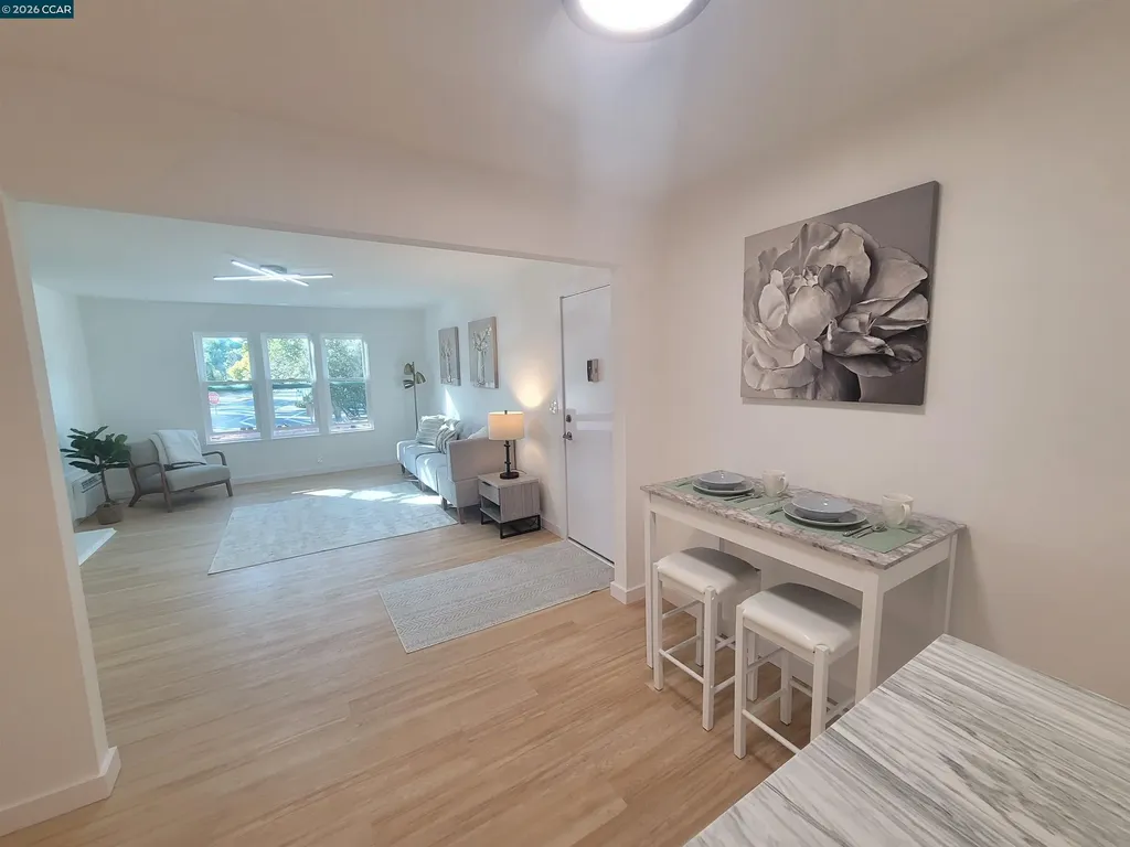 375 Camelback Road Pleasant Hill CA 94523