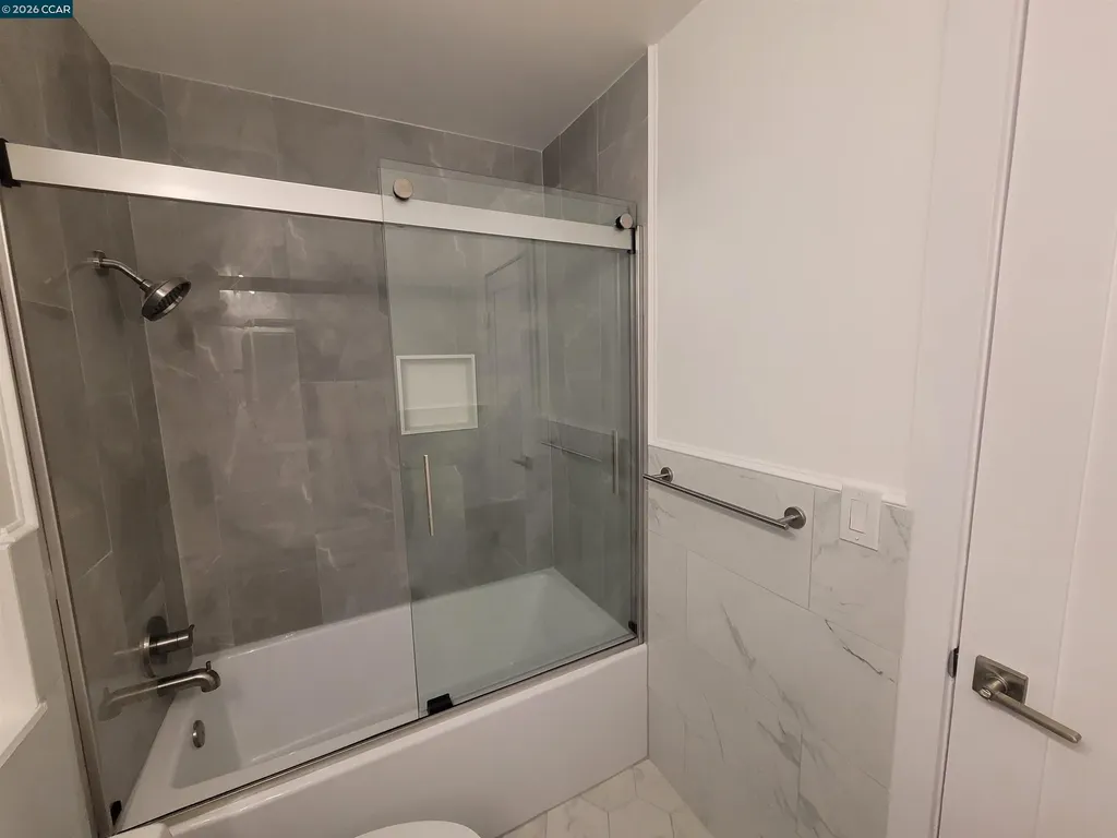 375 Camelback Road Pleasant Hill CA 94523