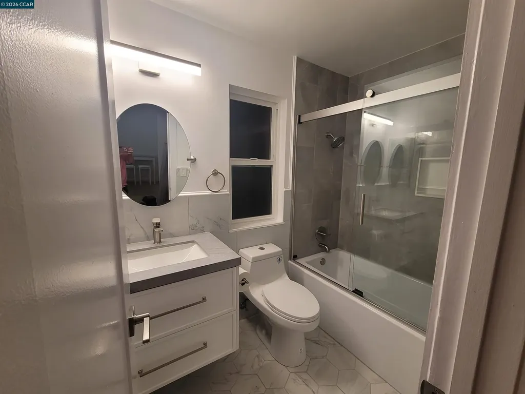 375 Camelback Road Pleasant Hill CA 94523