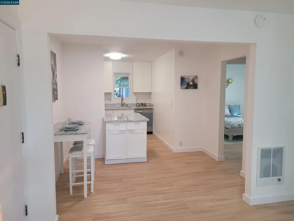 375 Camelback Road Pleasant Hill CA 94523