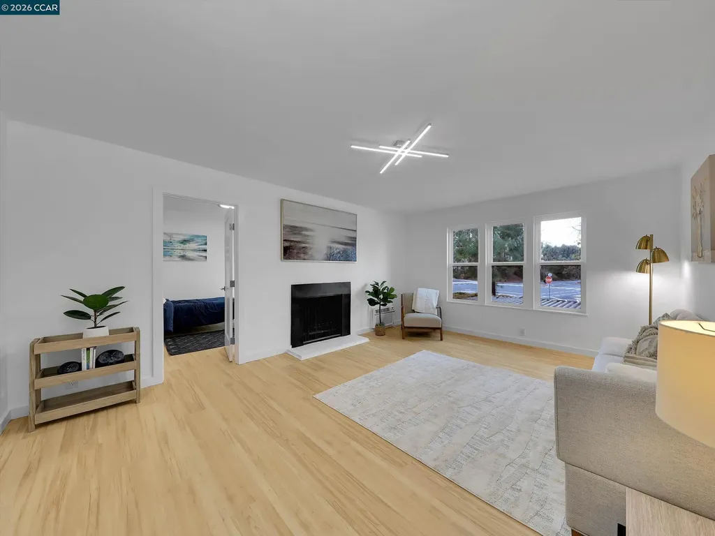 375 Camelback Road Pleasant Hill CA 94523