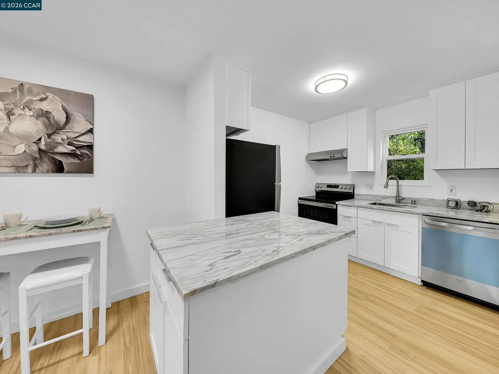 375 Camelback Road Pleasant Hill CA 94523