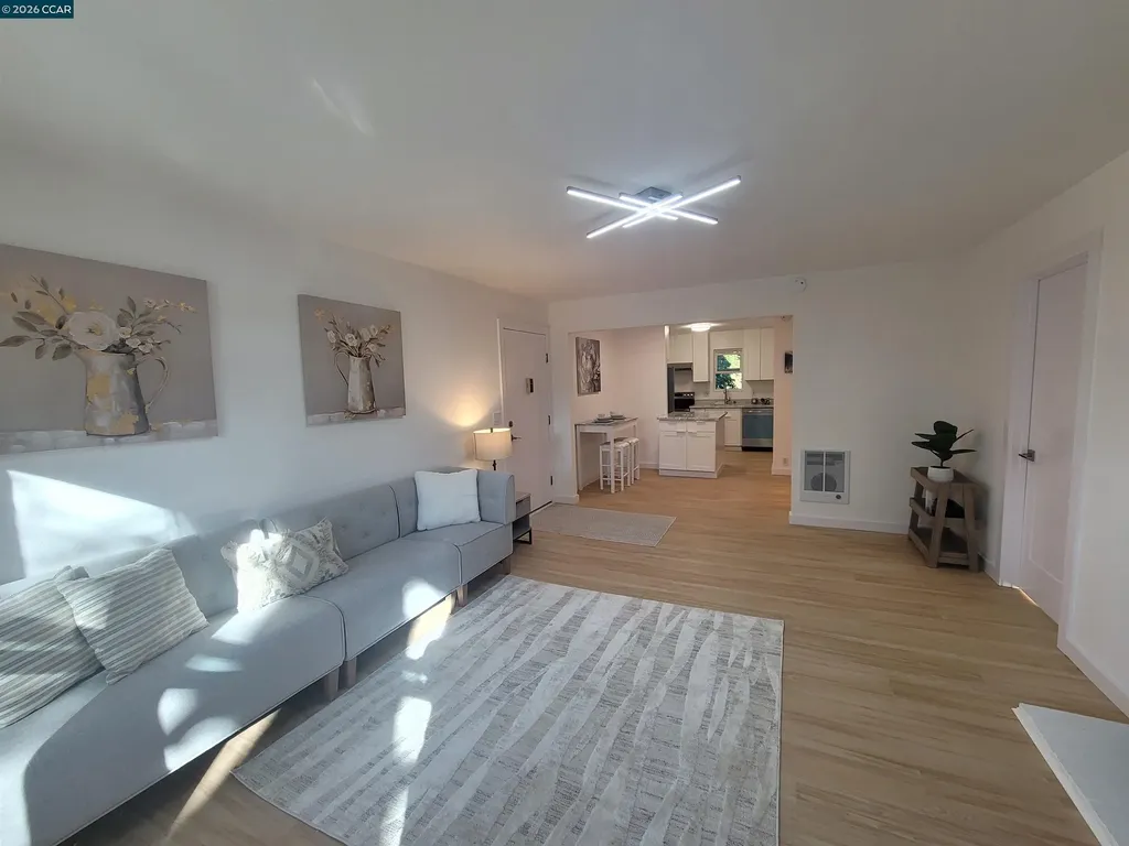 375 Camelback Road Pleasant Hill CA 94523