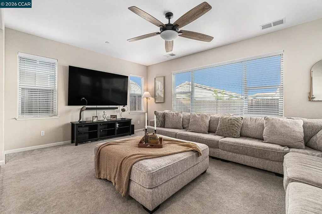 208 Littleton Street Oakley CA 94561