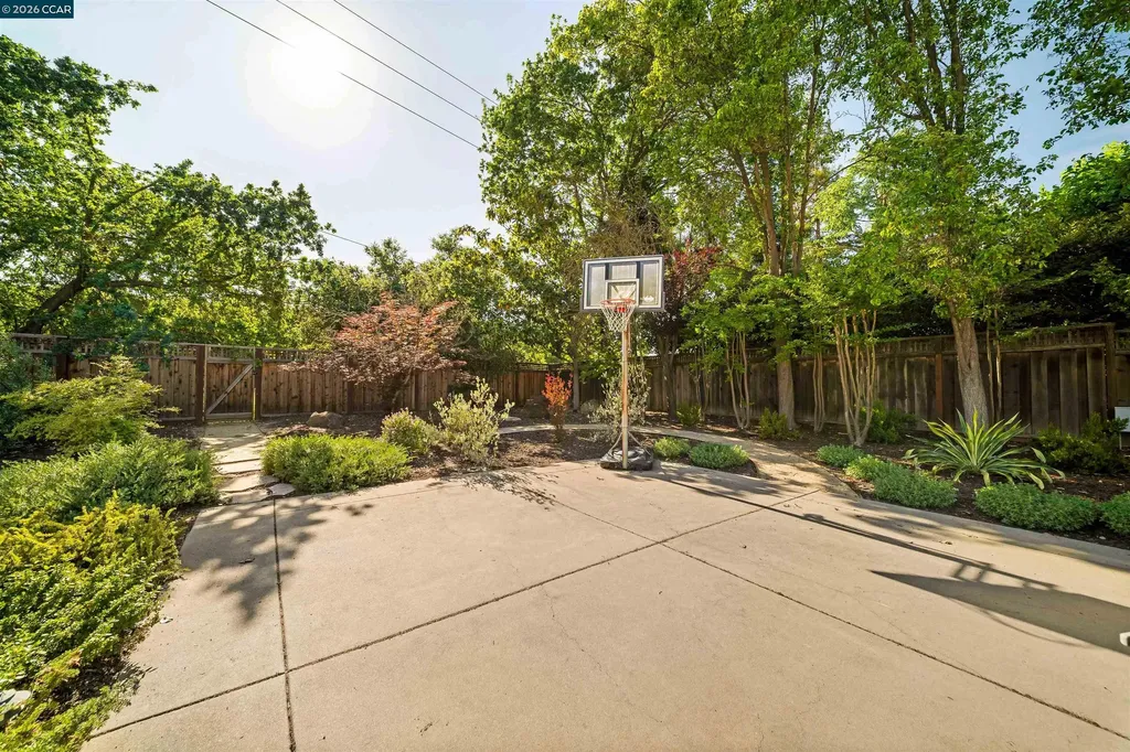 15 Wildwood Court Danville CA 94526