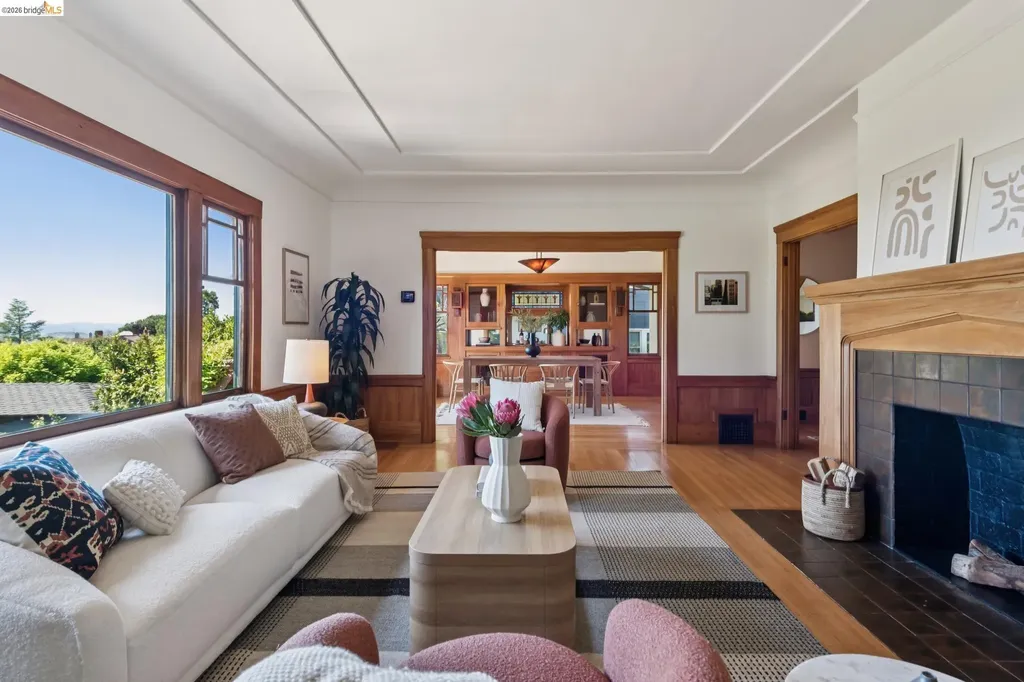 938 San Benito Road Berkeley CA 94707