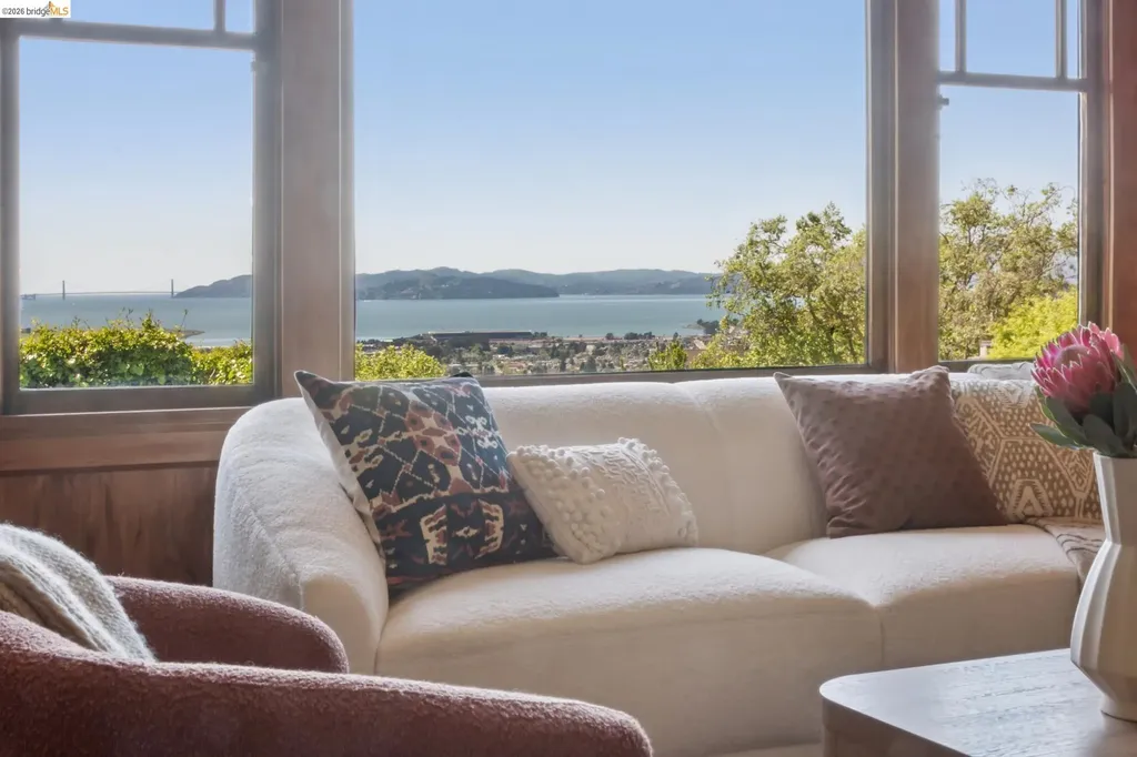 938 San Benito Road Berkeley CA 94707