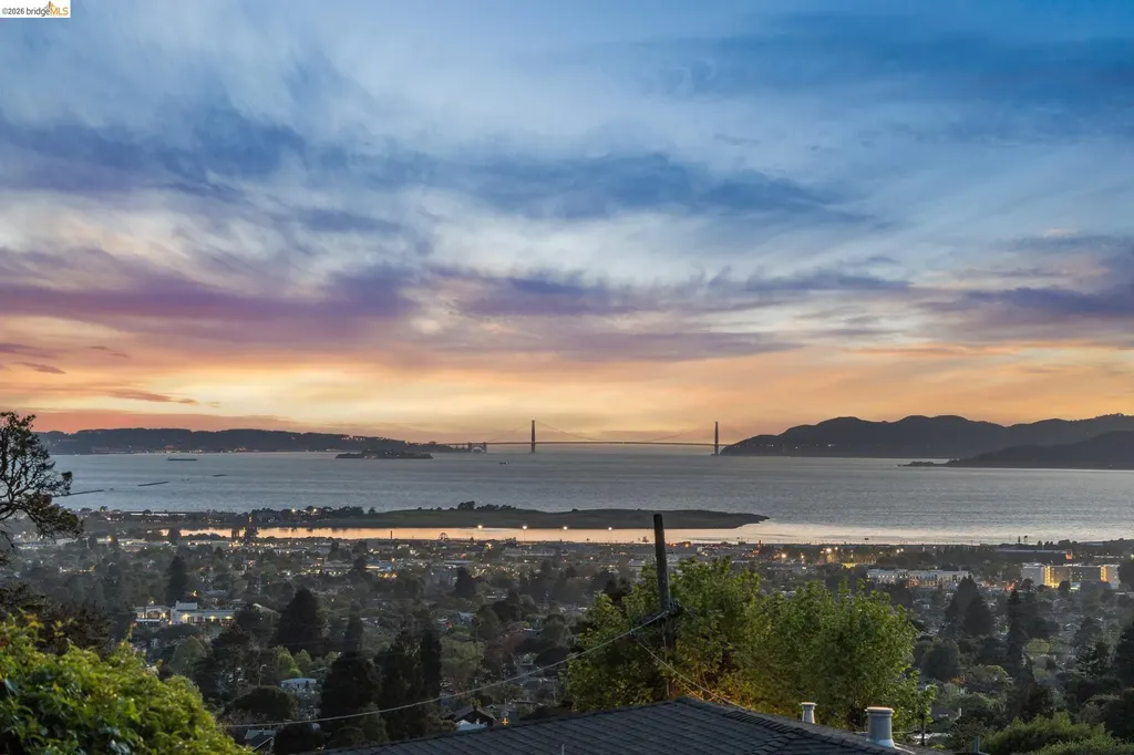 938 San Benito Road Berkeley CA 94707