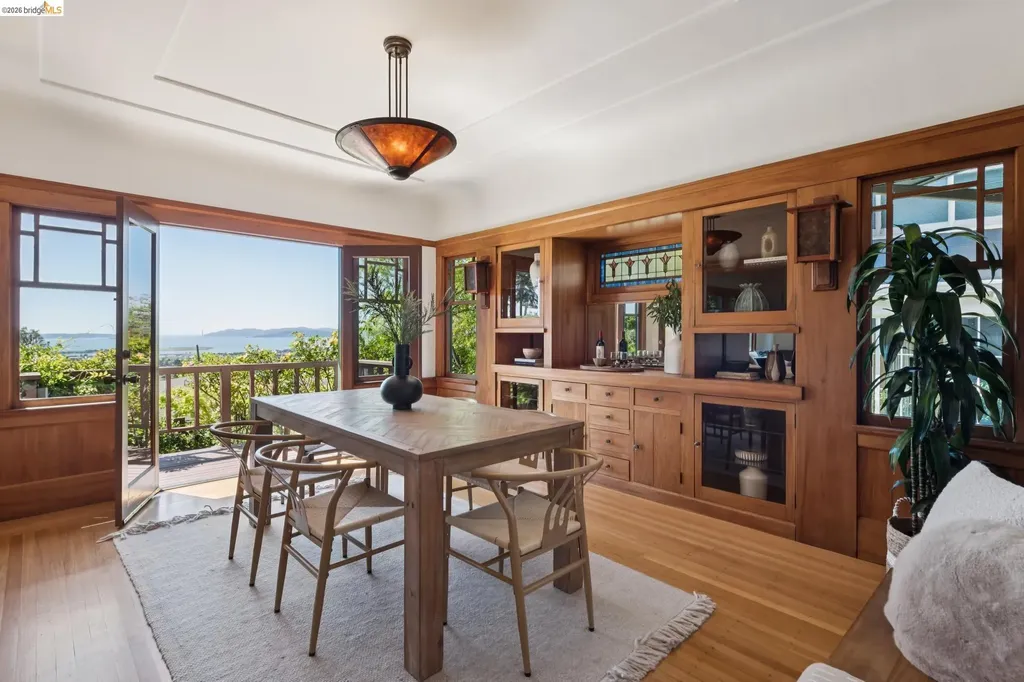 938 San Benito Road Berkeley CA 94707