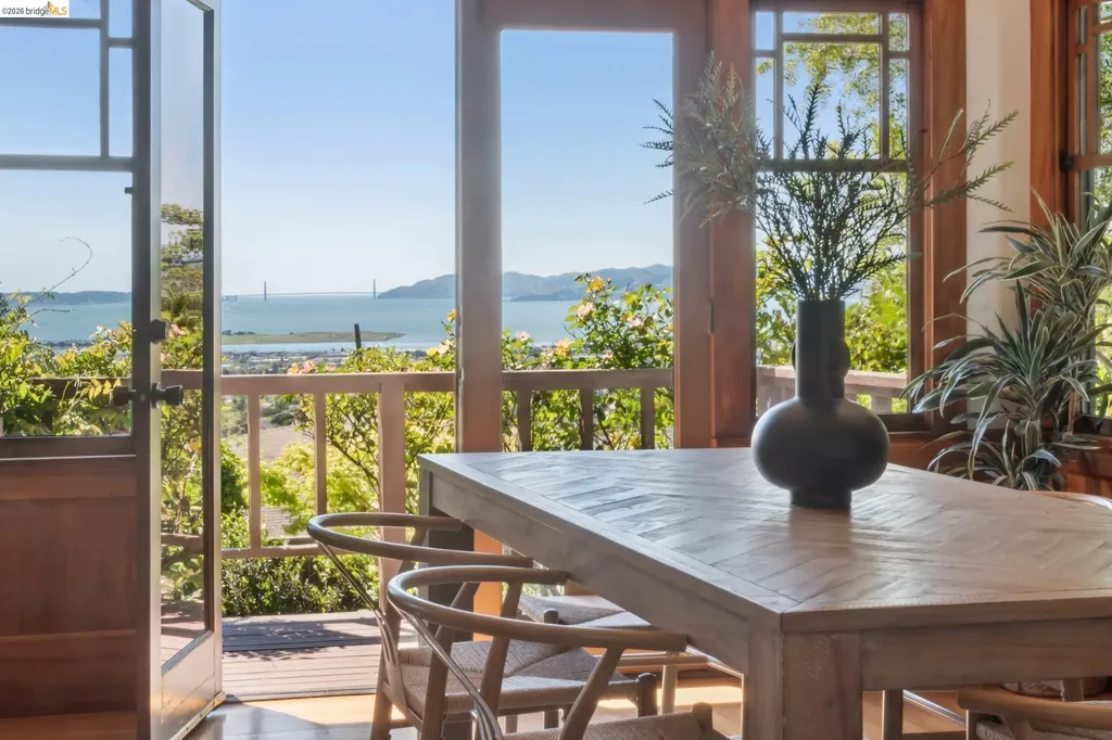 938 San Benito Road Berkeley CA 94707