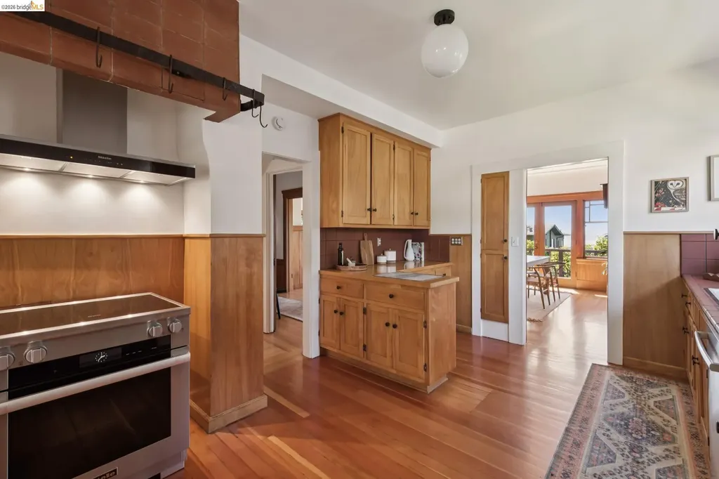 938 San Benito Road Berkeley CA 94707