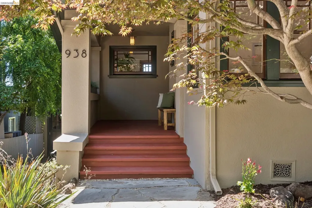 938 San Benito Road Berkeley CA 94707