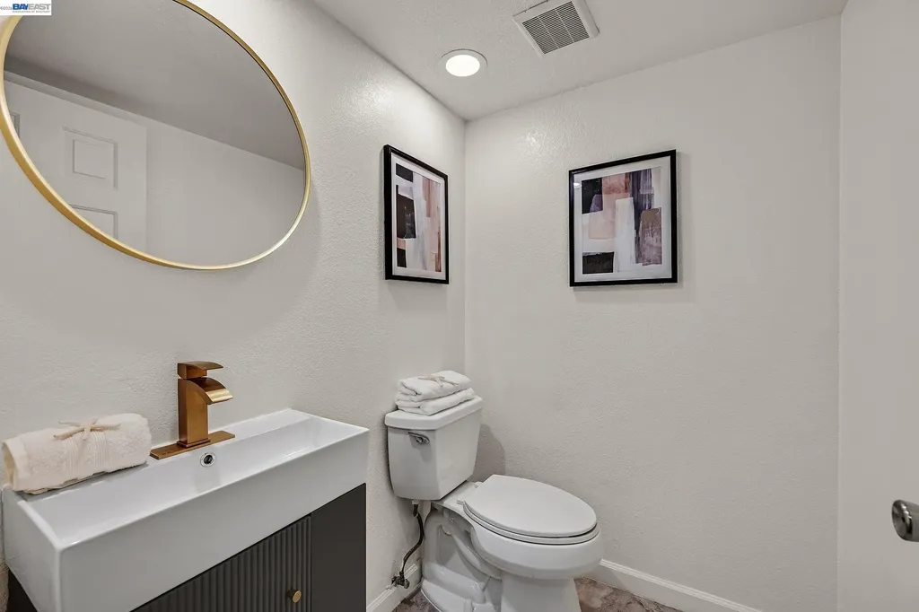 34246 Arizona Street Union City CA 94587