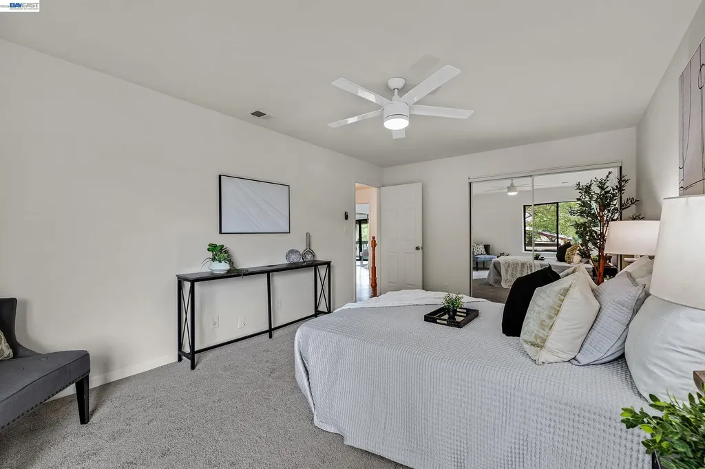 34246 Arizona Street Union City CA 94587