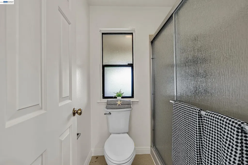 34246 Arizona Street Union City CA 94587