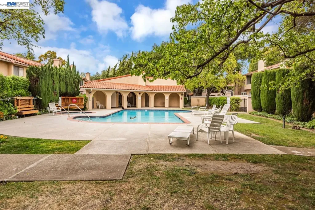 34246 Arizona Street Union City CA 94587