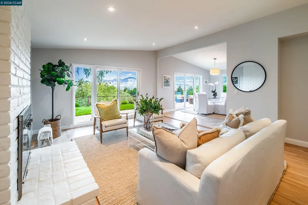 11 Dale Court Lafayette CA 94595
