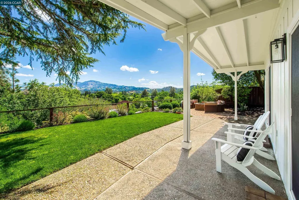 11 Dale Court Lafayette CA 94595
