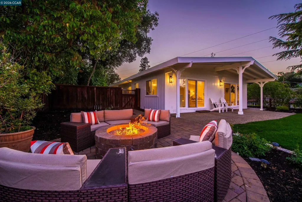 11 Dale Court Lafayette CA 94595