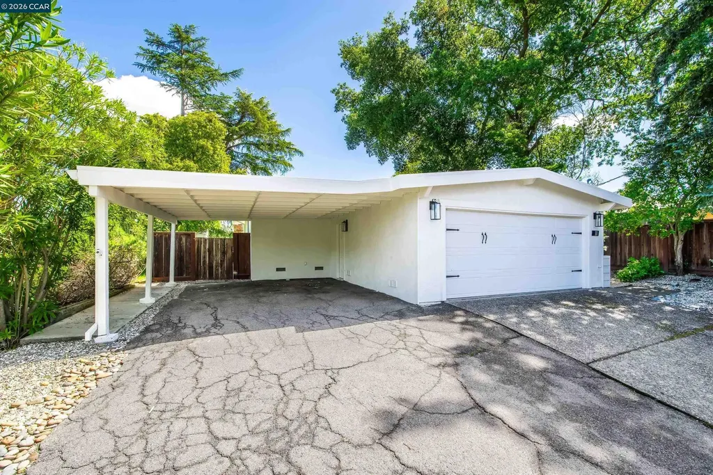 11 Dale Court Lafayette CA 94595