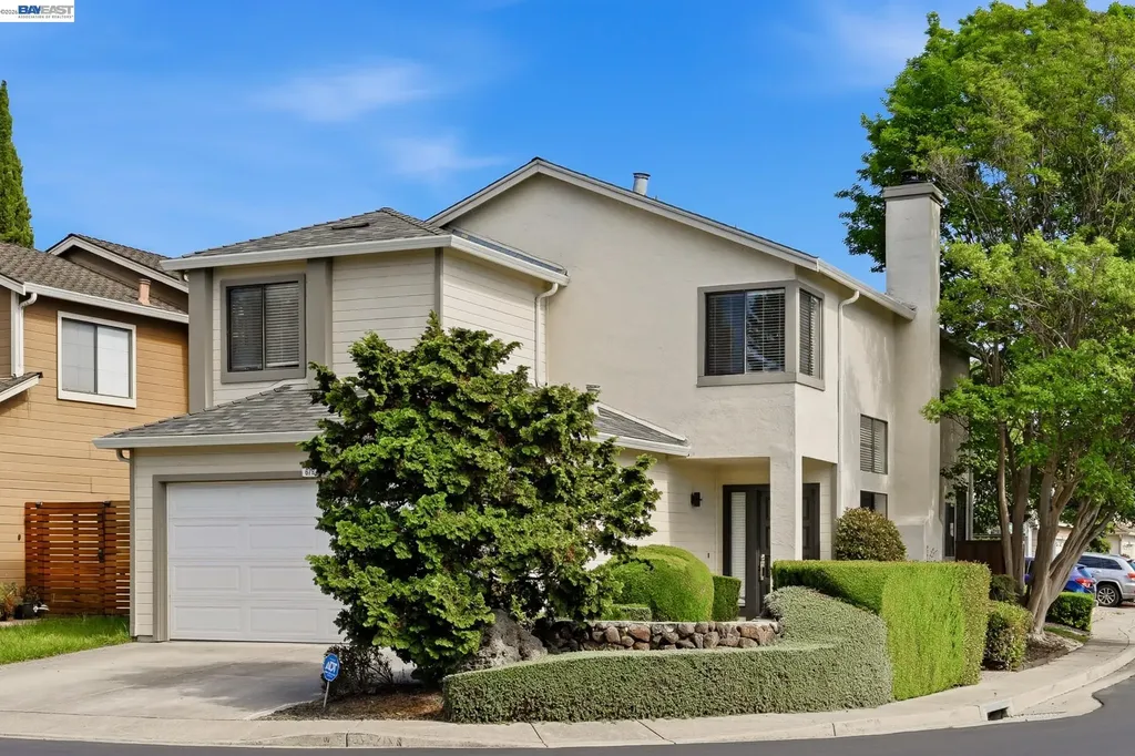 678 Saddleback Terrace Fremont CA 94536