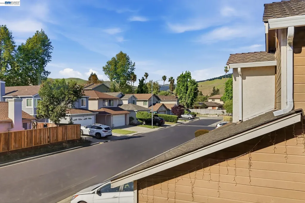 678 Saddleback Terrace Fremont CA 94536