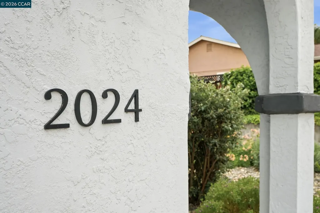 2024 Olympic Drive Martinez CA 94553