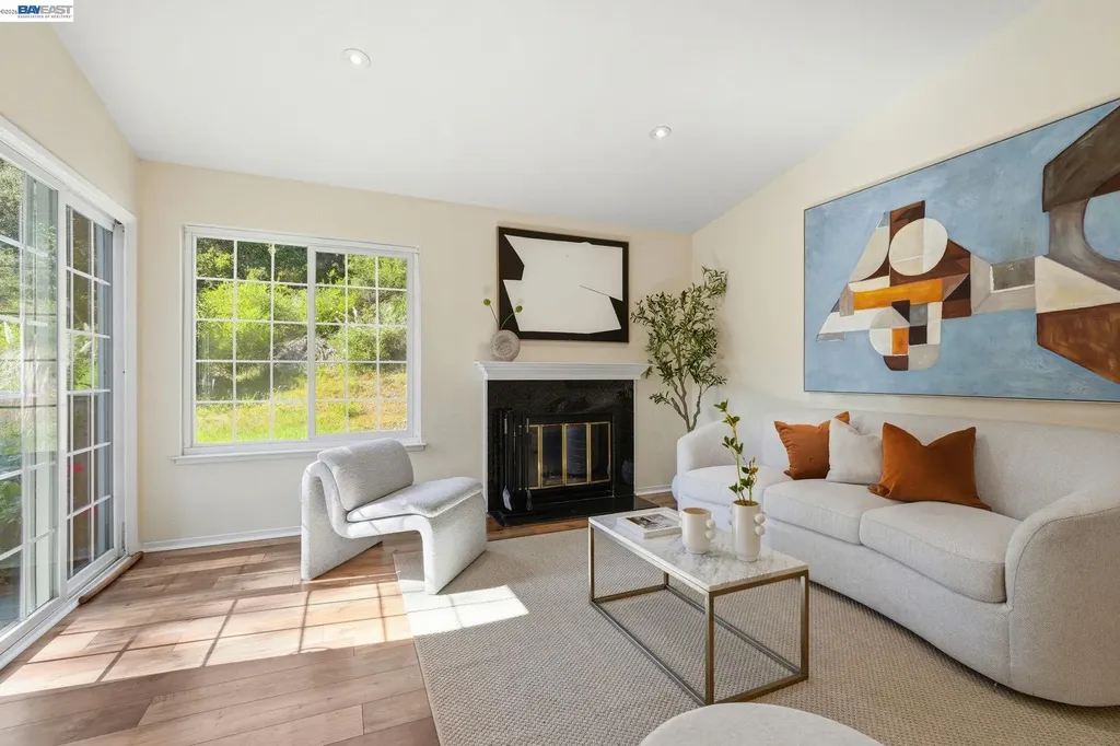 515 Canyon Oaks Drive Oakland CA 94605