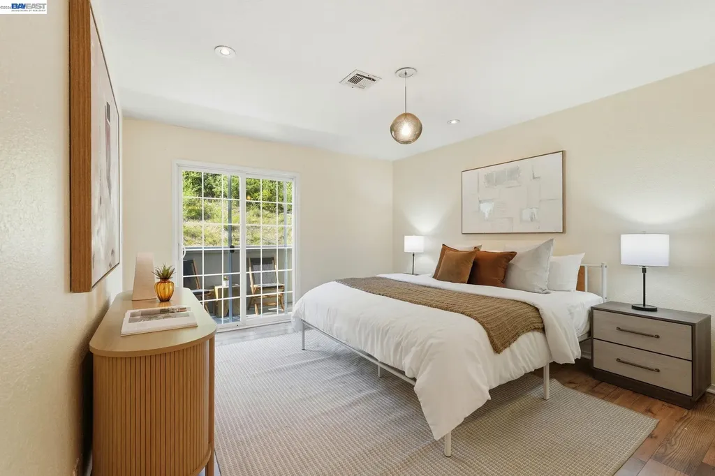515 Canyon Oaks Drive Oakland CA 94605