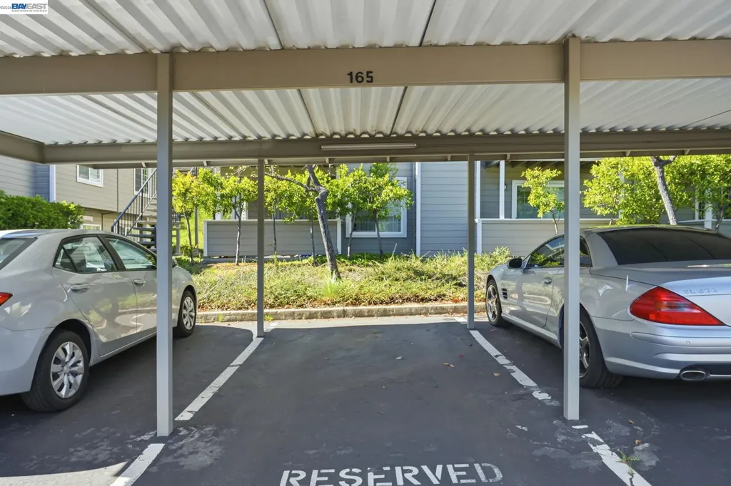 515 Canyon Oaks Drive Oakland CA 94605