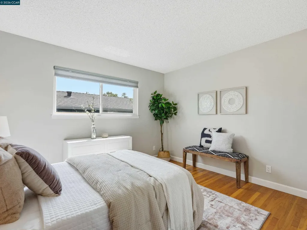 352 Donegal Way Martinez CA 94553