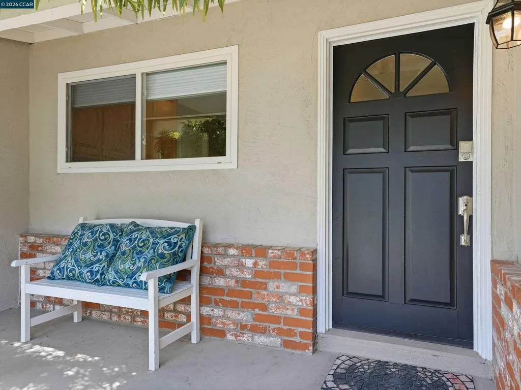 352 Donegal Way Martinez CA 94553
