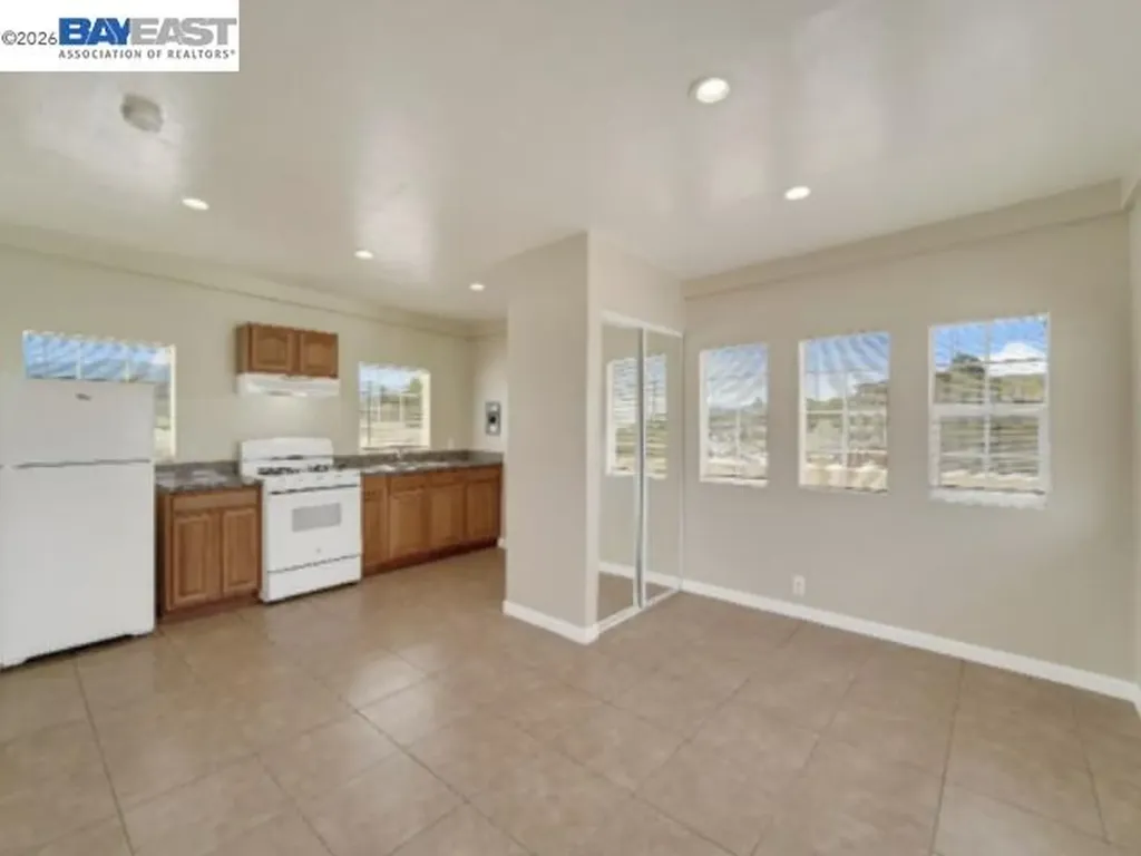 2624 Foothill Boulevard Oakland CA 94601