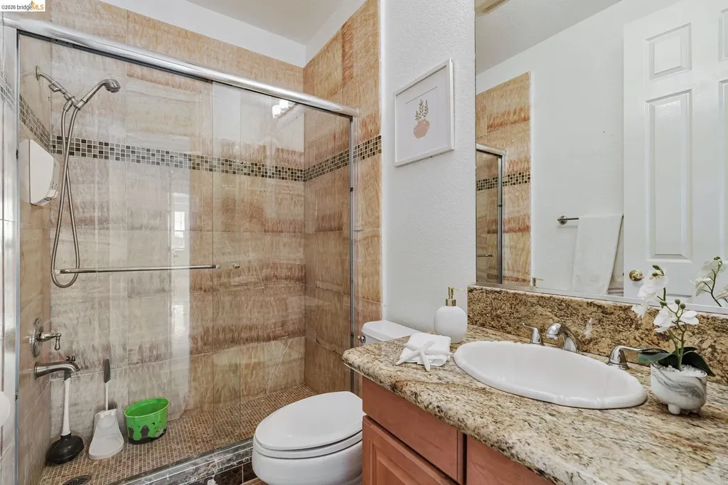 5065 Carbondale Antioch CA 94531