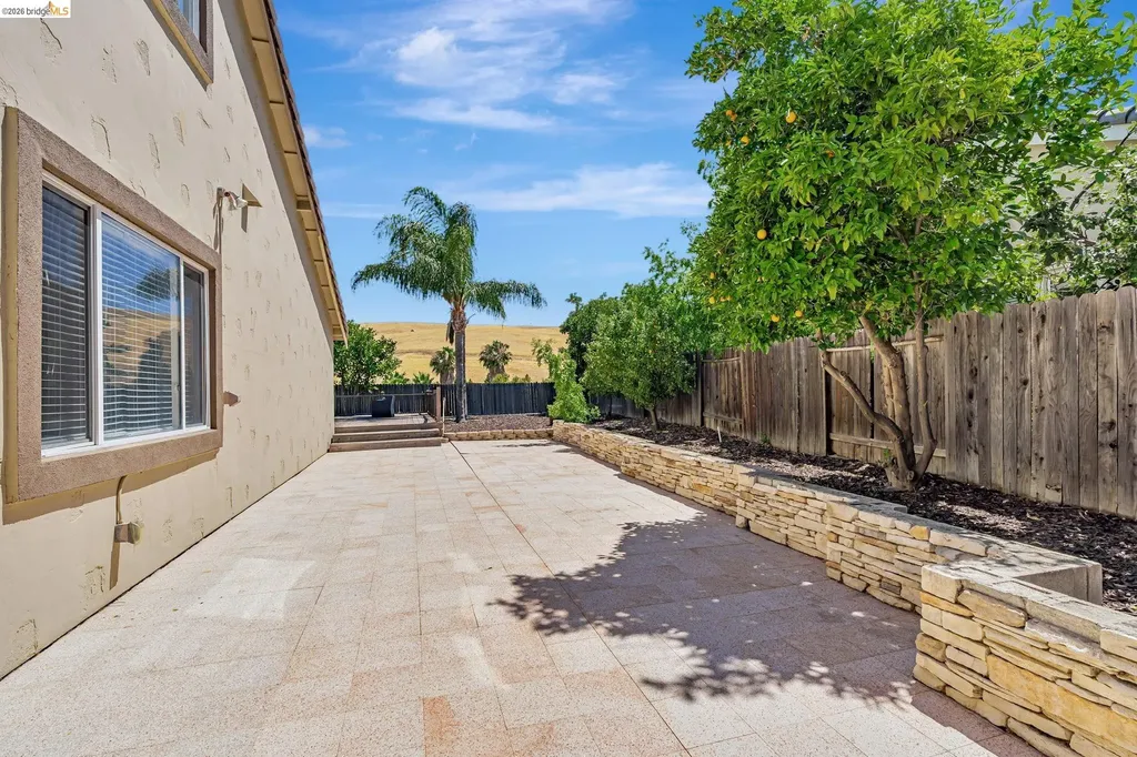 5065 Carbondale Antioch CA 94531