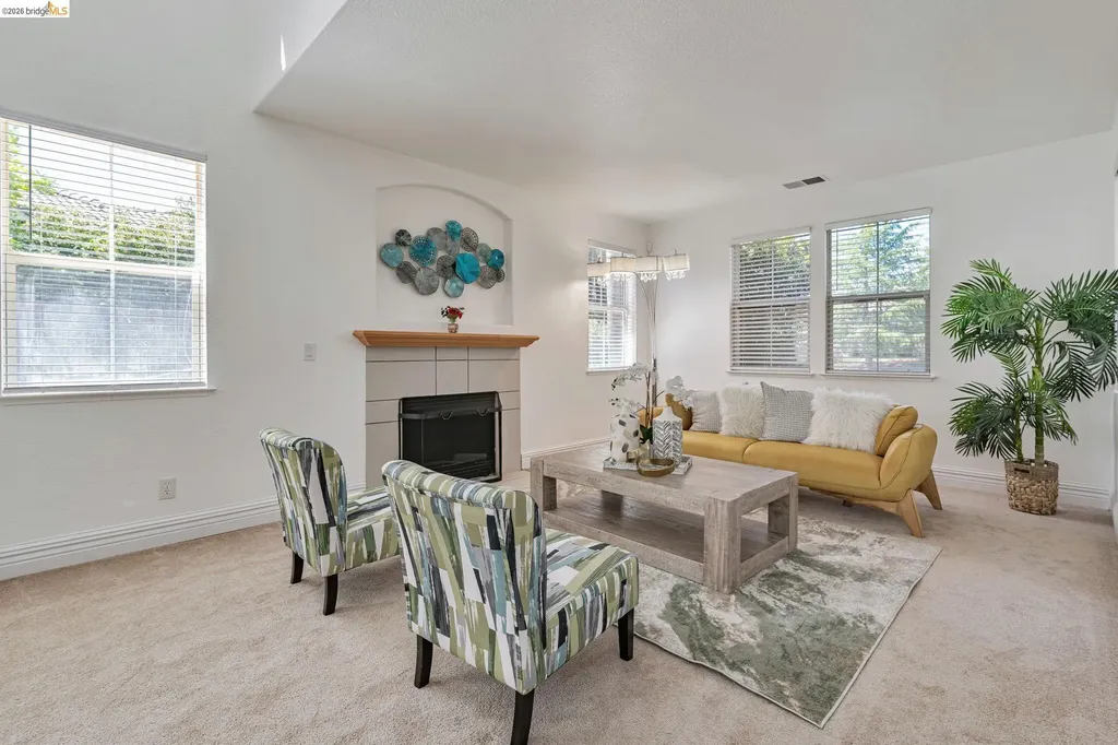 5065 Carbondale Antioch CA 94531