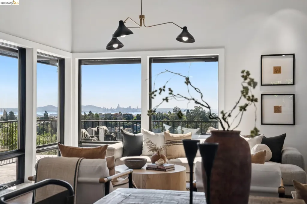 101 Taurus Avenue Oakland CA 94611