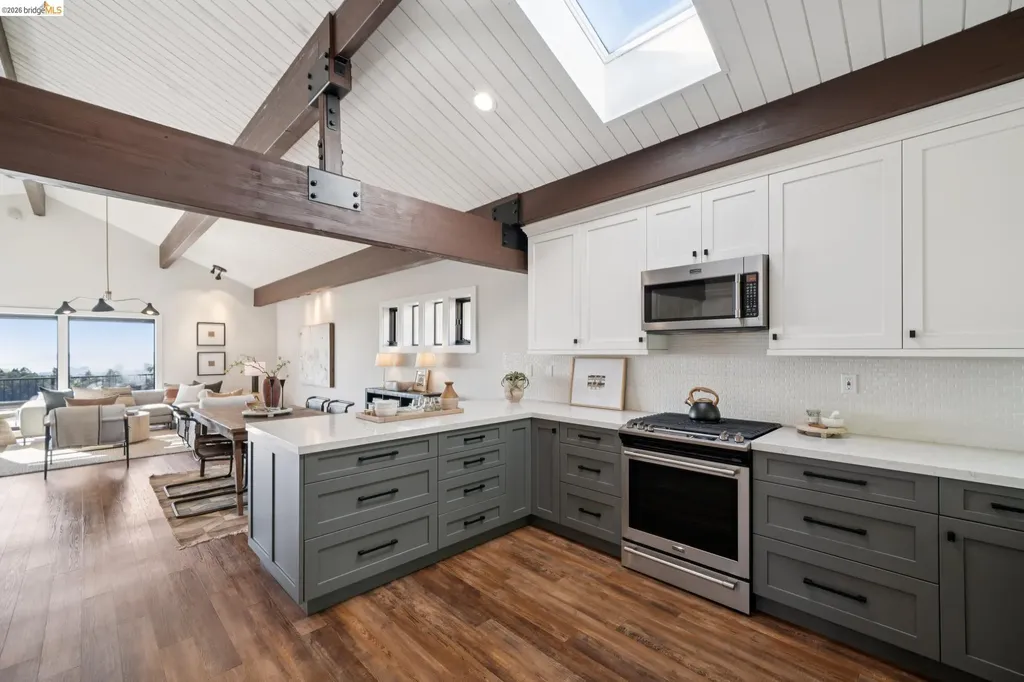 101 Taurus Avenue Oakland CA 94611
