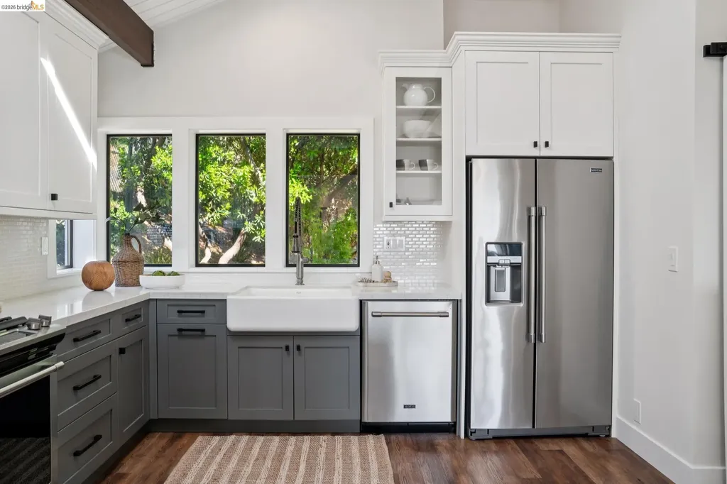 101 Taurus Avenue Oakland CA 94611