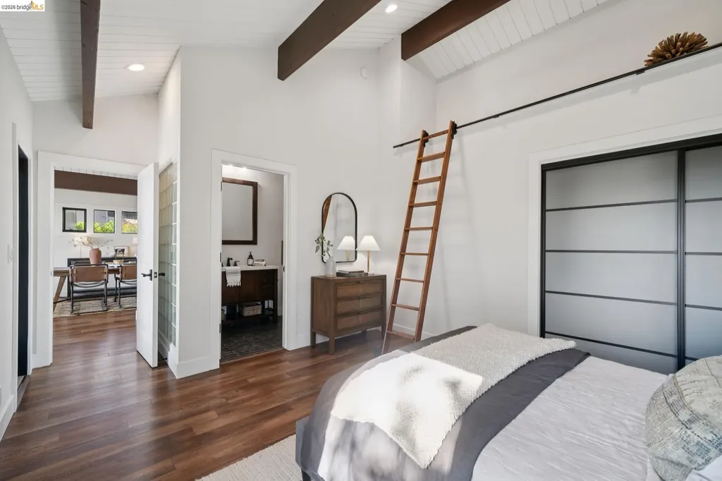 101 Taurus Avenue Oakland CA 94611