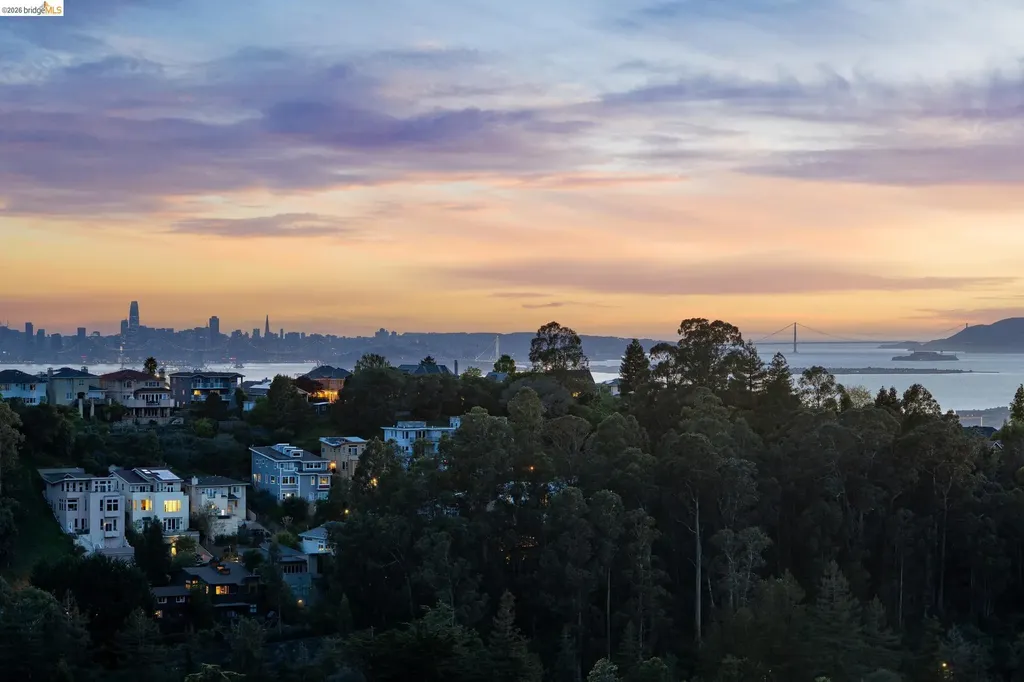 101 Taurus Avenue Oakland CA 94611