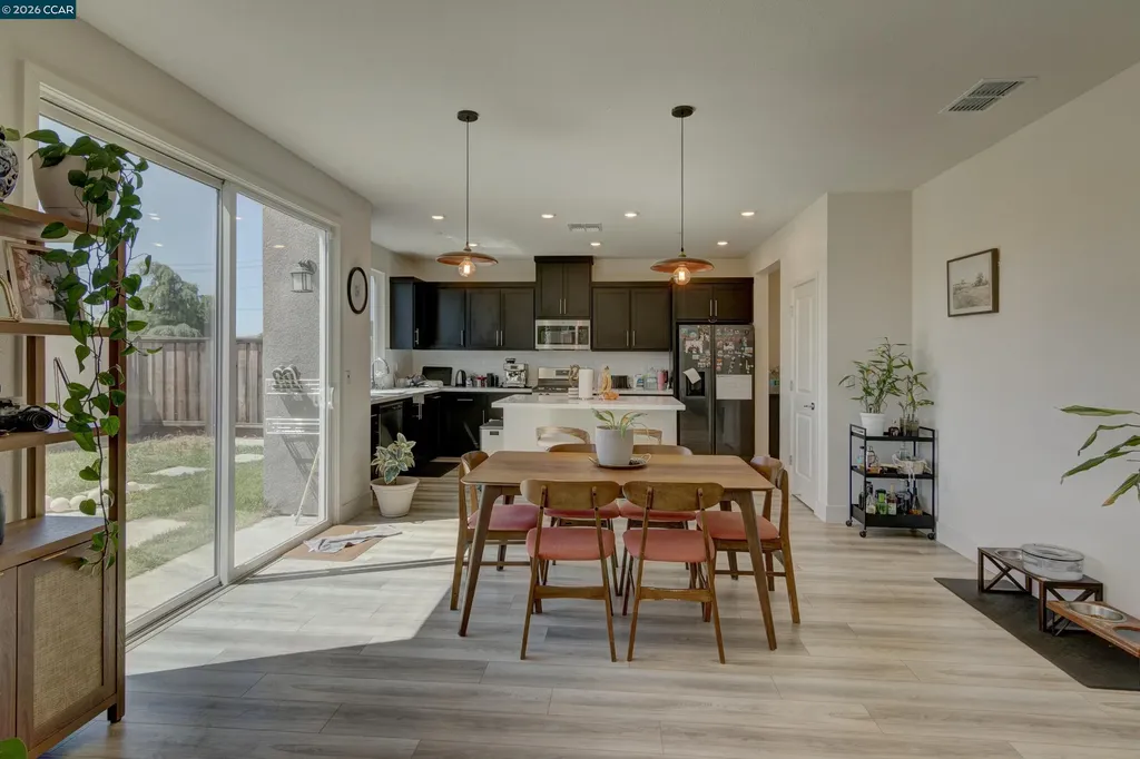 281 Cinnabar Way Oakley CA 94561