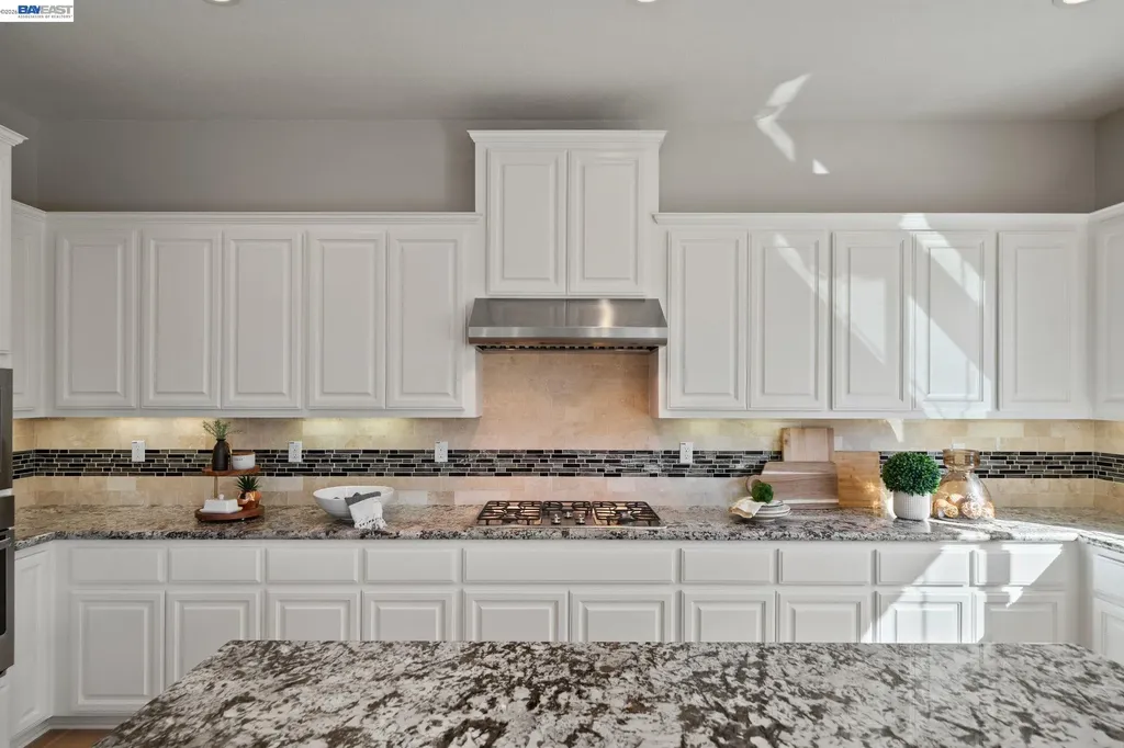 33454 Bronco Loop Fremont CA 94555